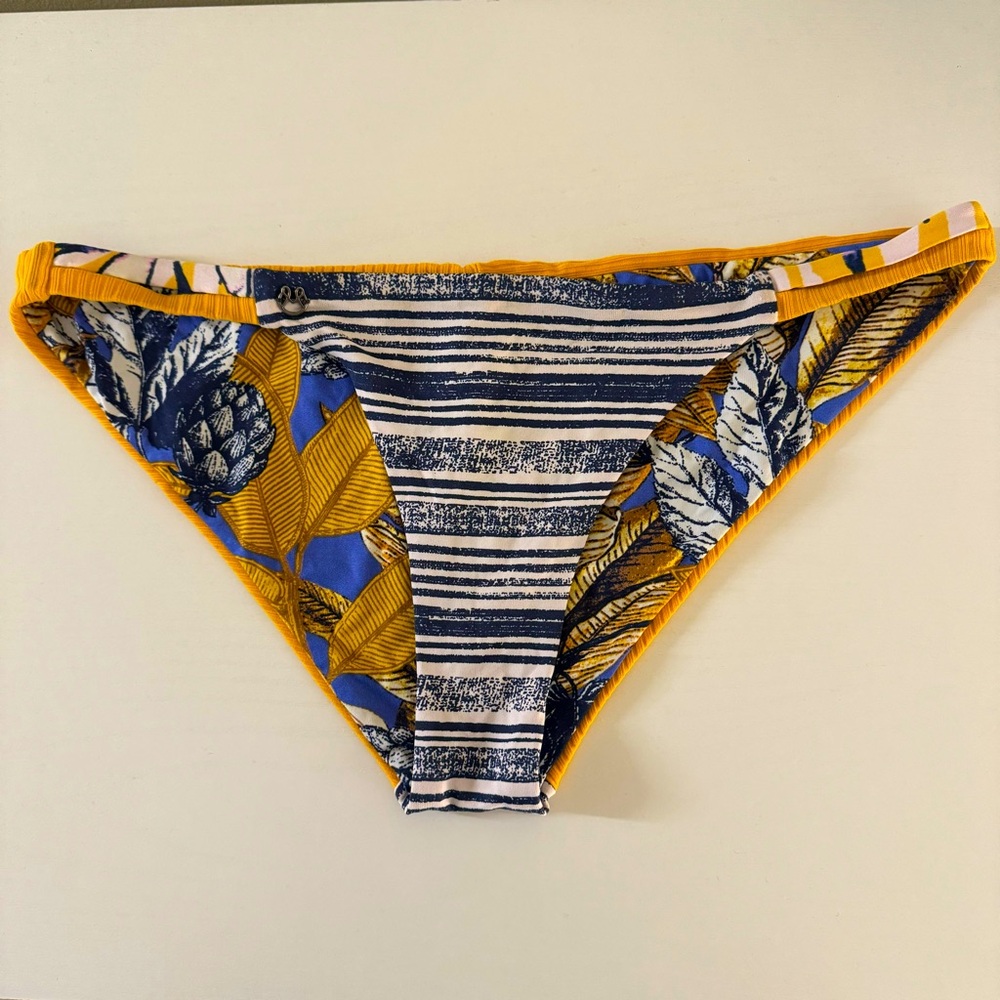 Maaji Coconut Quimdim Reversible Bikini Bottom
